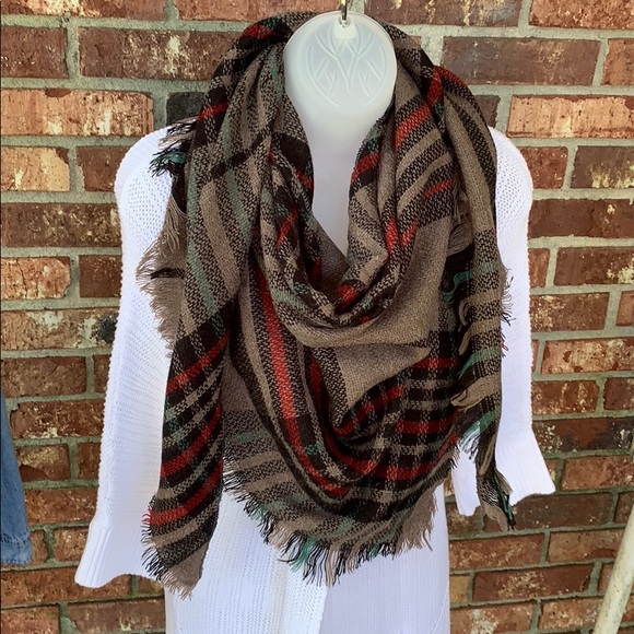 Accessories - BROWN, BLACK & RED Plaid triangle scarf with SNAGS